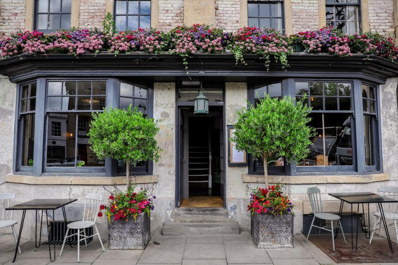 The Black Swan Inn Девизес Екстериор снимка